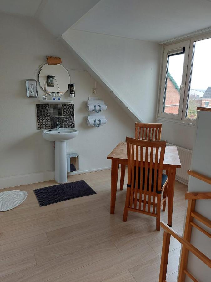 Bed & Breakfast D'Ouwe Smidse Kamperland Esterno foto