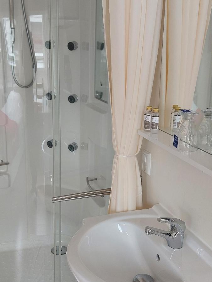 Bed & Breakfast D'Ouwe Smidse Kamperland Esterno foto