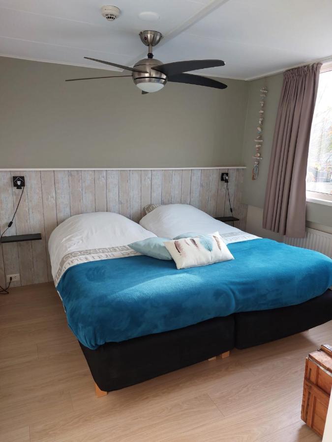 Bed & Breakfast D'Ouwe Smidse Kamperland Esterno foto